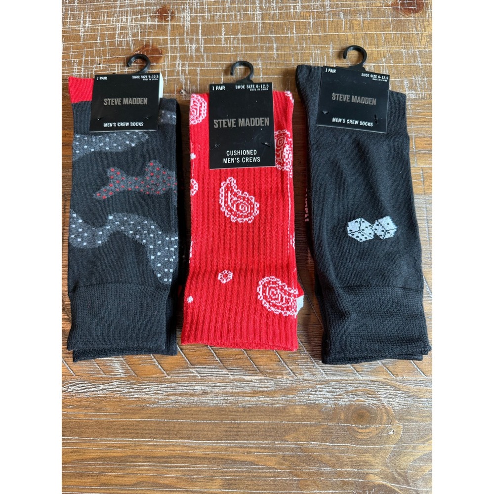 NWT Steve Madden Mens Crew Socks 3 LOT Paisley Dice Camo Red Black 6-12.5 Gift